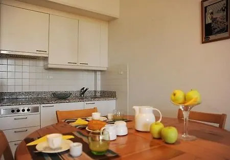 Laura ボルディゲーラ